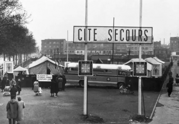 Décembre 1954 - Première Cité-Secours "en dur" à Paris ©SCCF